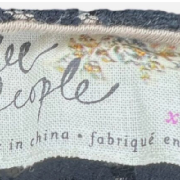 Free People Miles of Lace, A-Line, Black and Nude Mini Dress. XS - Picture 5 of 8